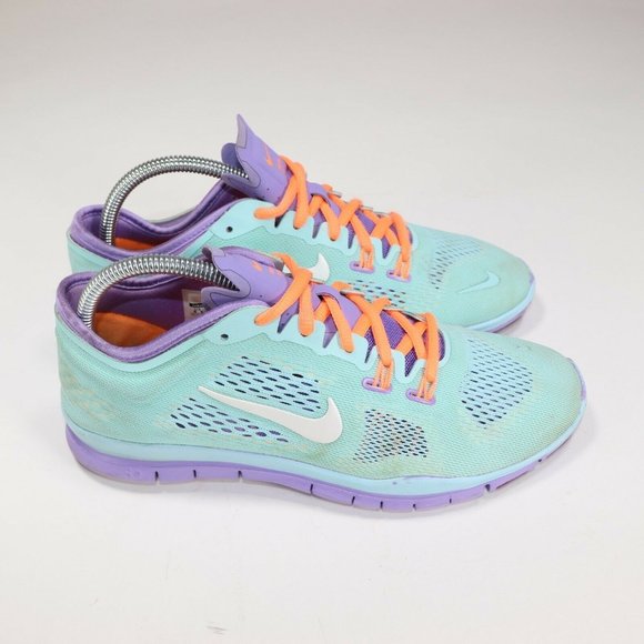 mint green nikes womens